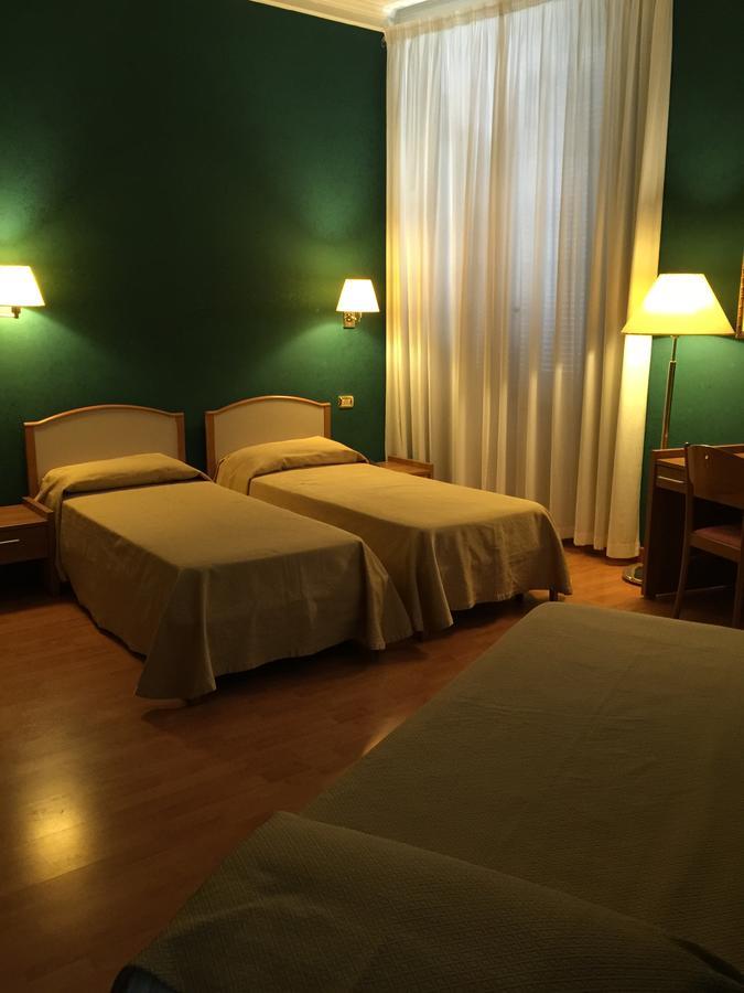 Hotel Relais Filonardi Veroli Pokoj fotografie